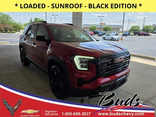 Used 2025 GMC Terrain Elevation w/ Elevation Premium Package FWD image 1