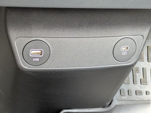 Certified 2023 Kia EV6 Wind w/ Wind Technology Package RWD image 28