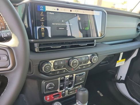 New 2026 Jeep Gladiator Mojave image 22