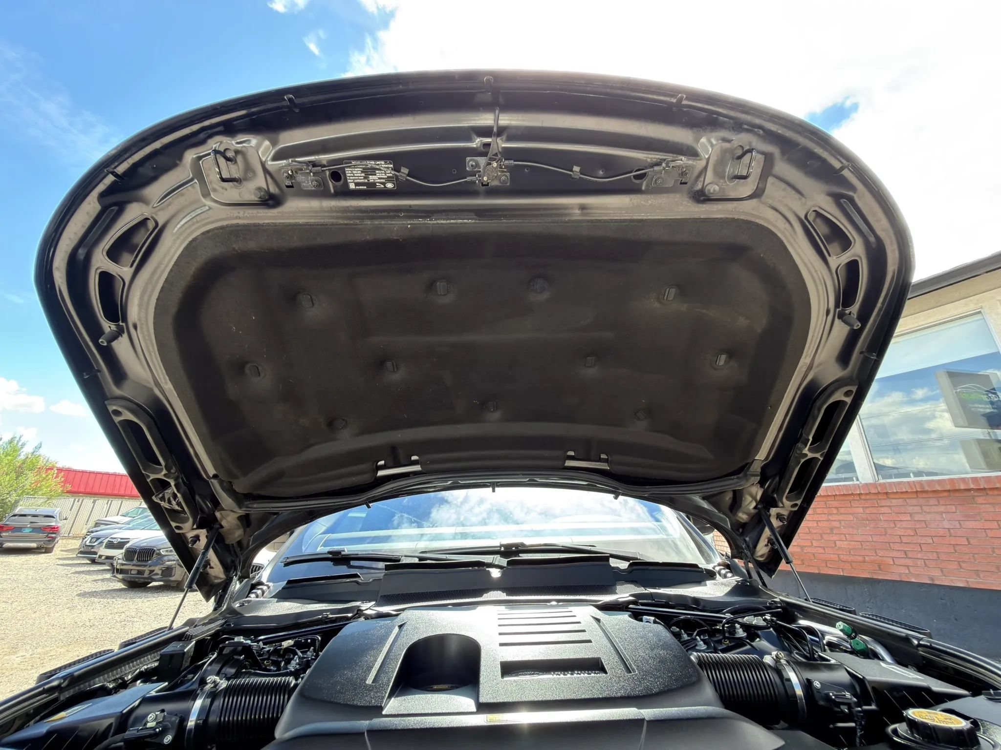 Used 2020 Land Rover Range Rover Sport HST AWD/4WD image 7