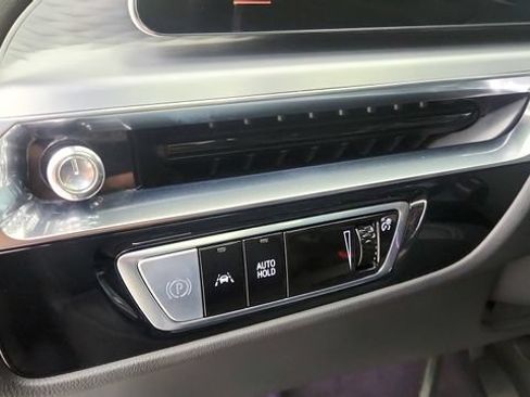 Used 2024 Cadillac Lyriq Luxury AWD/4WD image 51
