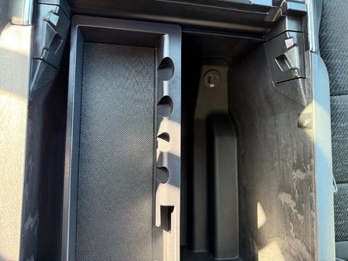 Used 2022 Ford F150 XLT w/ Equipment Group 302A High image 24