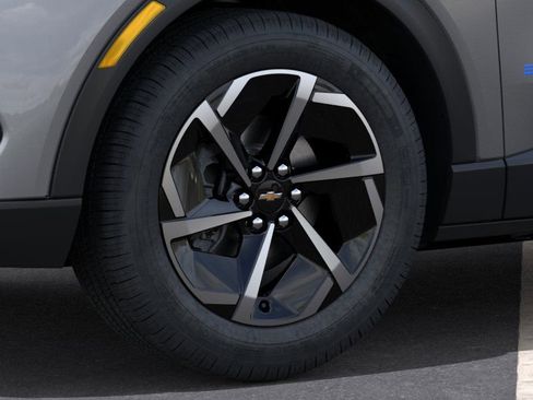 New 2026 Chevrolet Equinox EV LT image 9