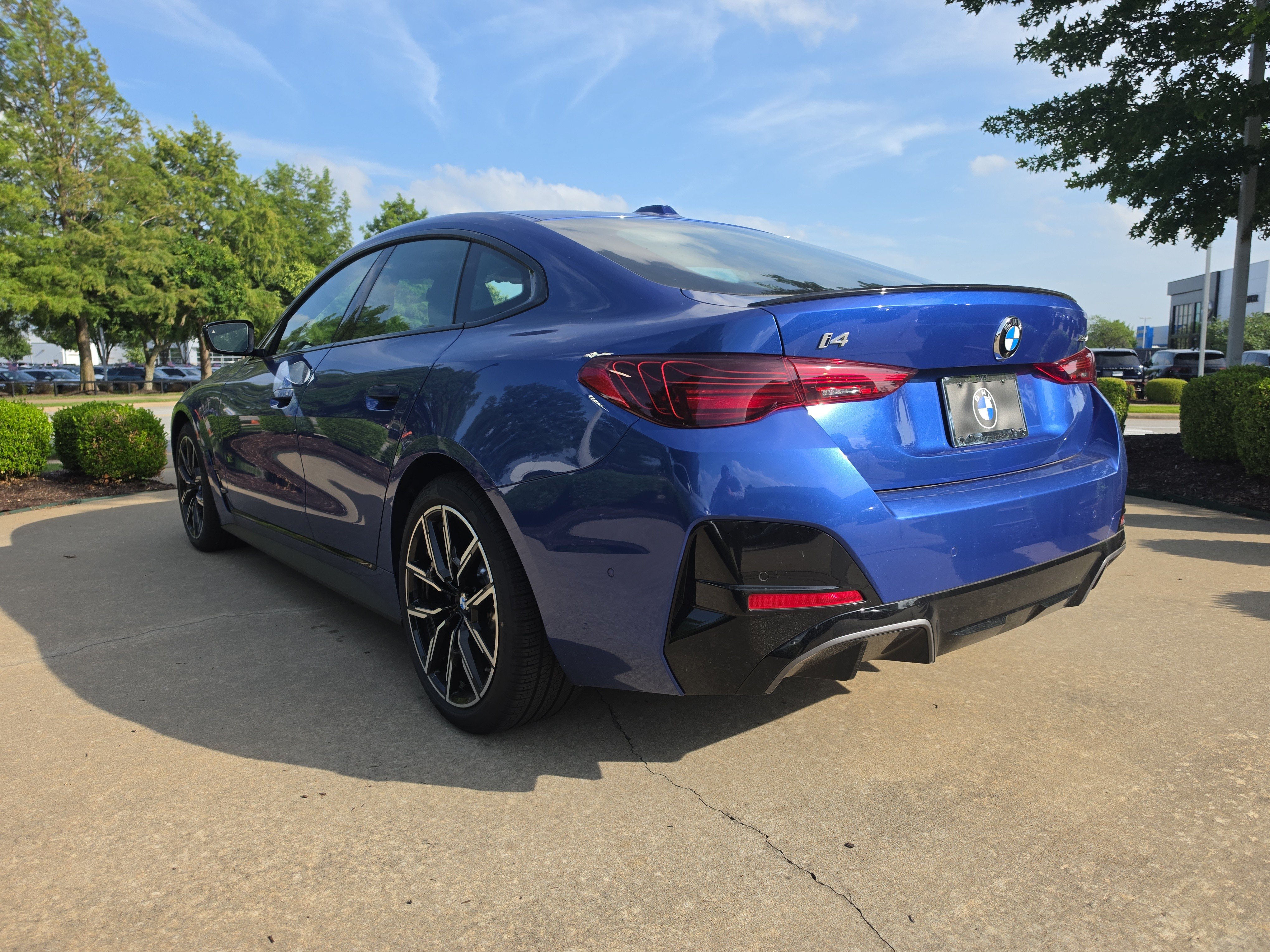 New 2026 BMW i4 xDrive40i w/ M Sport Package AWD/4WD image 3