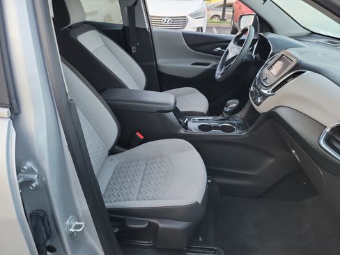 Used 2022 Chevrolet Equinox LT image 18
