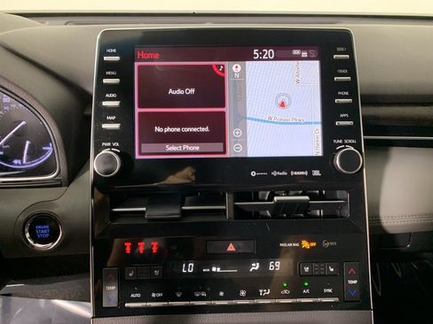 Used 2020 Toyota Avalon Limited w/ Advanced Safety Package FWD image 25
