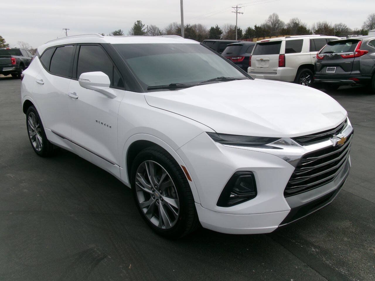 Used 2019 Chevrolet Blazer Premier w/ Sun and Wheels Package AWD/4WD image 4