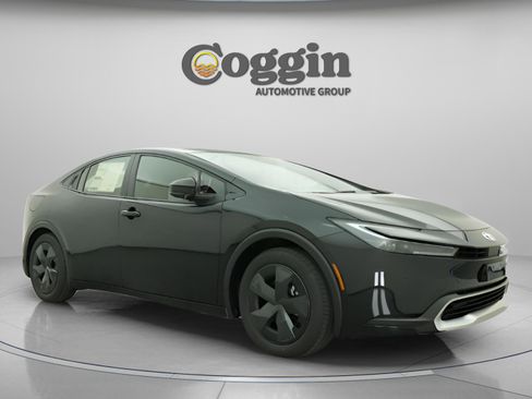 New 2026 Toyota Prius Plug-In Hybrid image 26