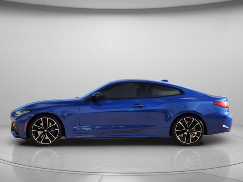 Used 2023 BMW 430i Coupe w/ M Sport Package RWD image 2