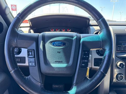Used 2014 Ford F150 FX4 w/ Equipment Group 402A Luxury AWD/4WD image 18