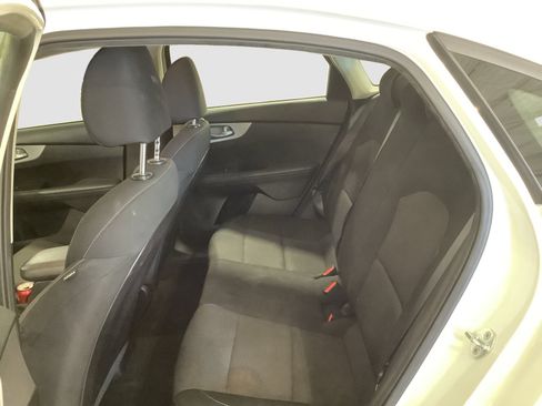 Used 2022 Kia Forte LXS FWD image 12