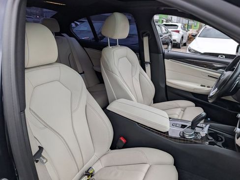 Used 2018 BMW 540i image 20