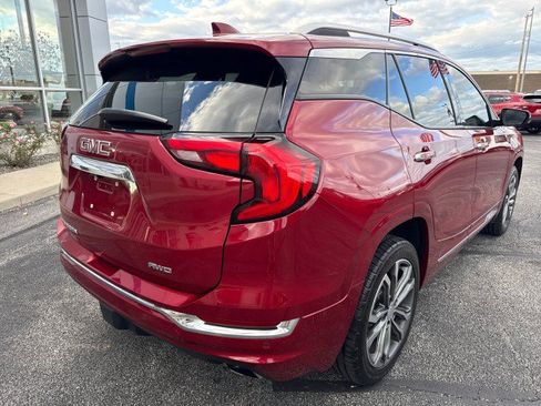 Used 2020 GMC Terrain Denali w/ Denali Premium Package AWD/4WD image 3