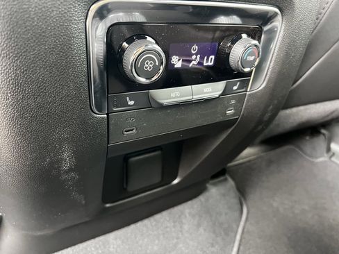 New 2025 Chevrolet Tahoe Premier image 40