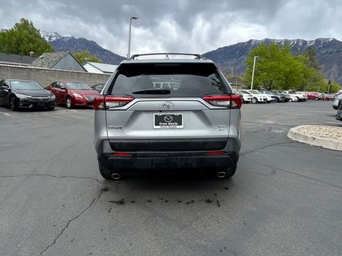 Used 2025 Toyota RAV4 XLE image 4