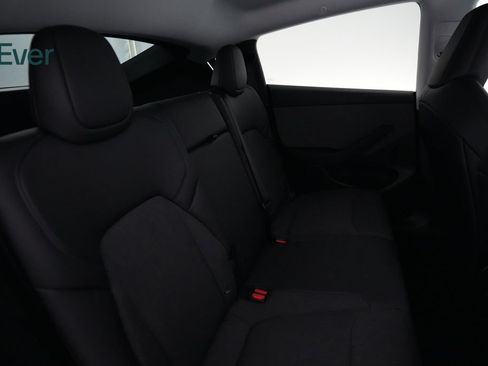 Used 2026 Tesla Model Y 2WD image 5