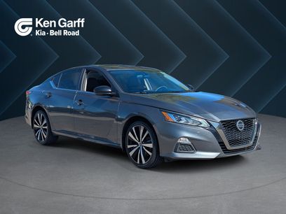 Used 2019 Nissan Altima 2.5 SR w/ SR Premium Package