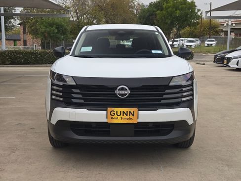 New 2026 Nissan Kicks S image 8