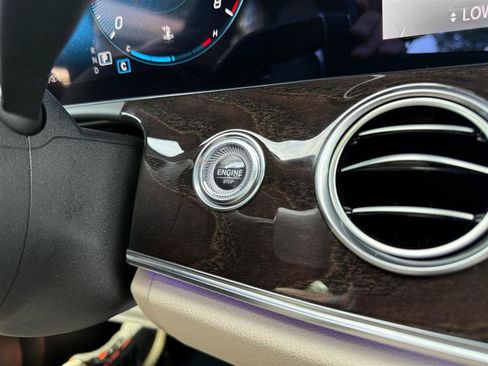 Used 2021 Mercedes-Benz E 350 Sedan image 28