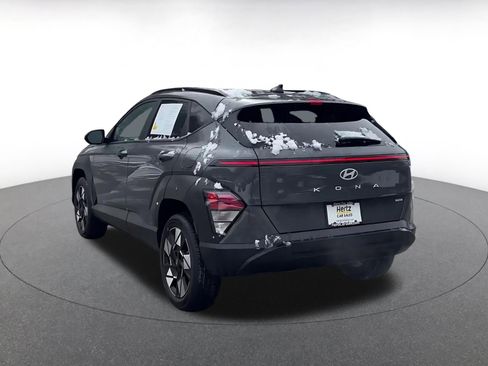 Used 2025 Hyundai Kona SEL image 11