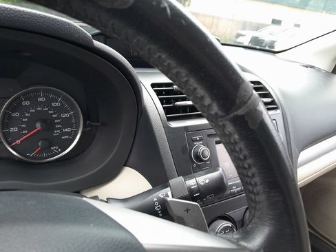 Used 2014 Subaru Crosstrek 2.0i Limited AWD/4WD image 20