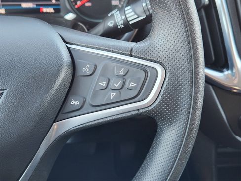 Used 2023 Chevrolet Equinox LT image 28