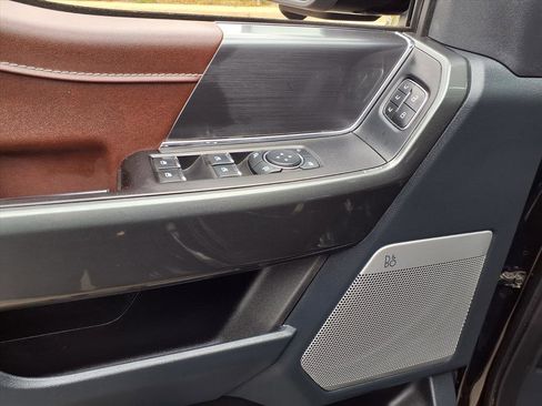 Used 2023 Ford F150 Lariat w/ Equipment Group 502A High image 9