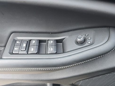 New 2025 Jeep Grand Cherokee 4WD image 19