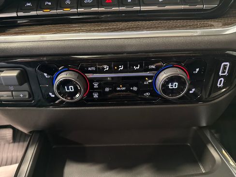New 2026 Chevrolet Silverado 1500 LT Trail Boss w/ LT Trail Boss Premium Package AWD/4WD image 17
