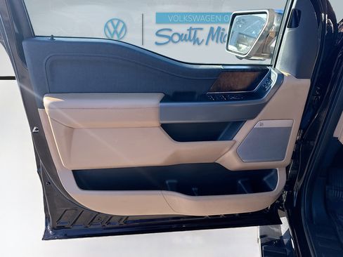 Used 2021 Ford F150 Lariat w/ Equipment Group 502A High image 19