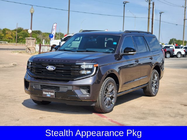 New 2027 Ford Expedition Platinum w/ Stealth Appearance Package RWD image 3