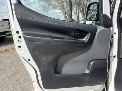 Used 2015 Chevrolet City Express LS image 13