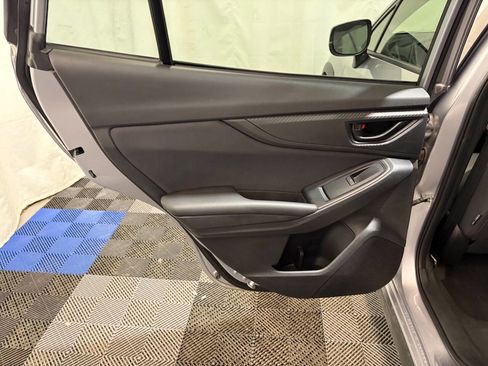 Used 2018 Subaru Crosstrek 2.0i Premium image 9