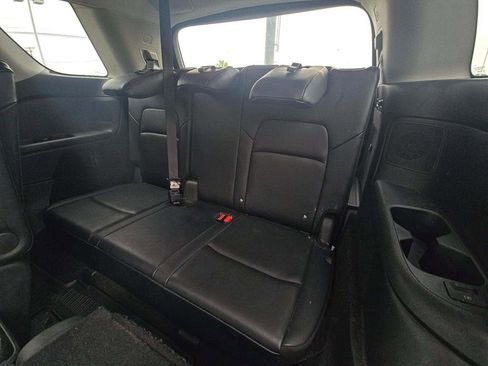 Used 2023 Nissan Pathfinder Platinum image 8