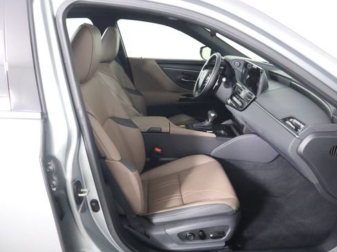 Used 2025 Lexus ES 350 Luxury image 20