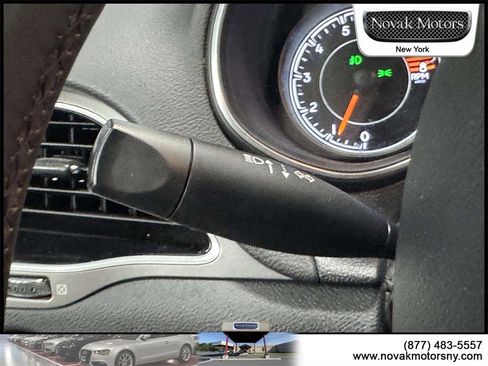 Used 2022 Jeep Cherokee Limited image 16