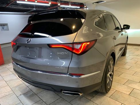 Used 2023 Acura MDX SH-AWD w/ Technology Package image 10