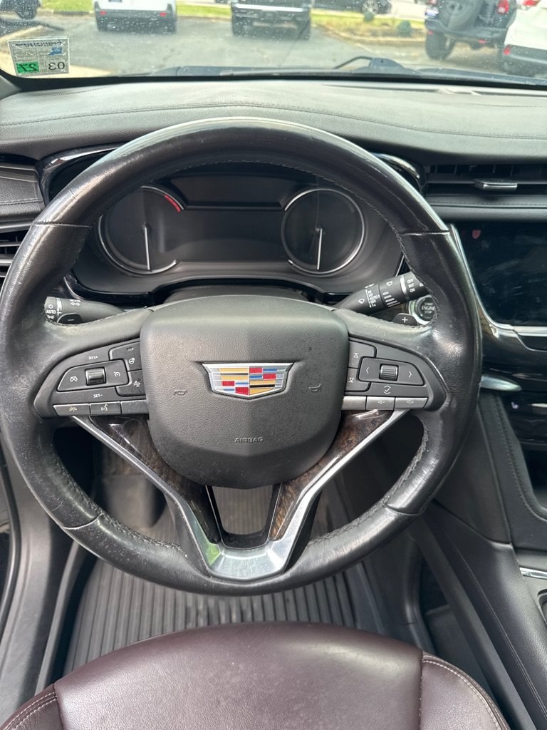 Used 2021 Cadillac XT6 Premium Luxury FWD image 10