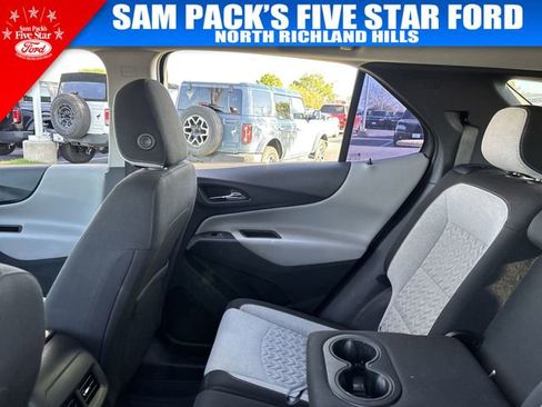 Used 2024 Chevrolet Equinox LS w/ LS Convenience Package image 14