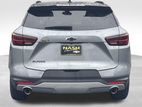 Used 2024 Chevrolet Blazer LT w/ Convenience Package image 4