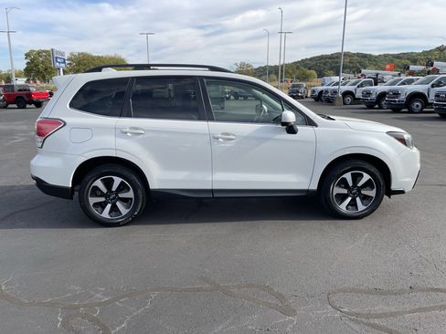 Used 2018 Subaru Forester 2.5i Limited image 9