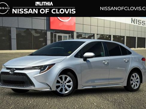 Used 2020 Toyota Corolla LE FWD image 1