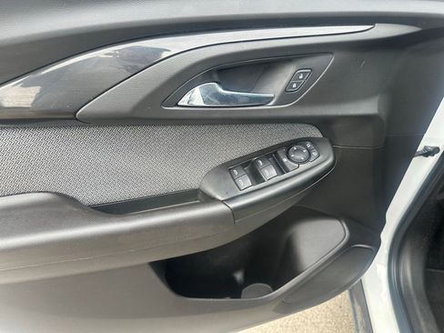 Used 2021 Chevrolet TrailBlazer LS image 22