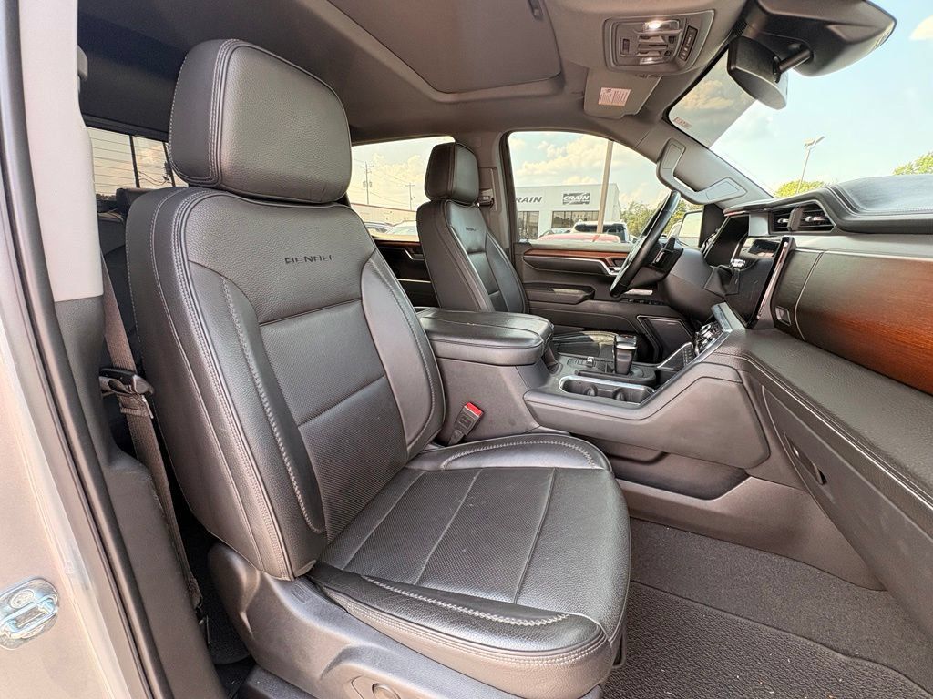 Used 2023 GMC Sierra 1500 Denali AWD/4WD image 31