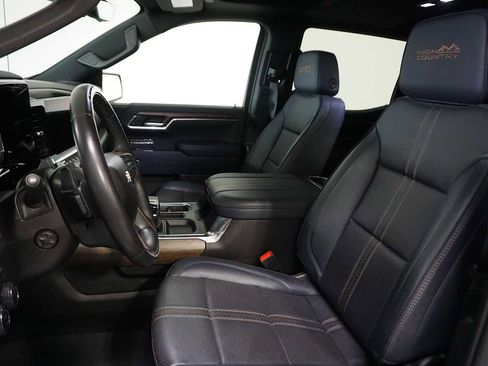 Used 2023 Chevrolet Silverado 1500 High Country w/ Technology Package image 14