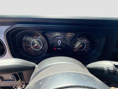 Used 2024 Jeep Wrangler Unlimited Sport AWD/4WD image 34