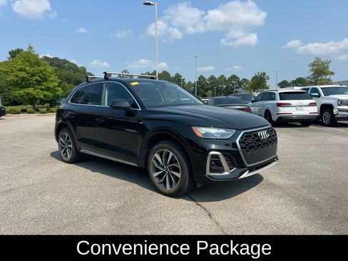 Used 2023 Audi Q5 2.0T Premium Plus w/ Premium Plus Package AWD/4WD image 3