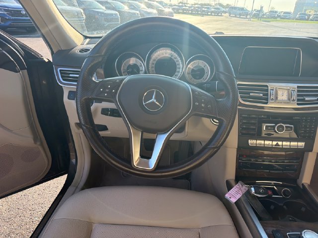 Used 2014 Mercedes-Benz E 250 BlueTEC 4MATIC Sedan image 13