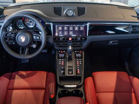 New 2026 Porsche Macan Turbo AWD/4WD image 11