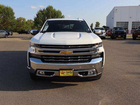 Used 2022 Chevrolet Silverado 1500 LTZ w/ LTZ Premium Package AWD/4WD image 2